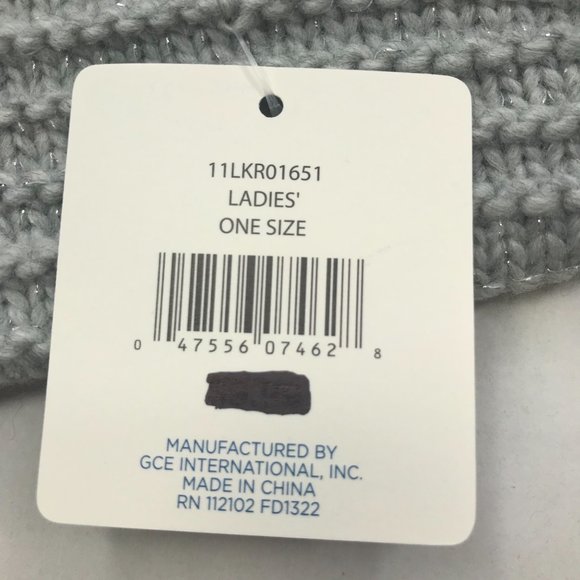 Winter Essentials Women's One Size Gray Knit Beanie Hat With Pom New - Picture 4 of 9